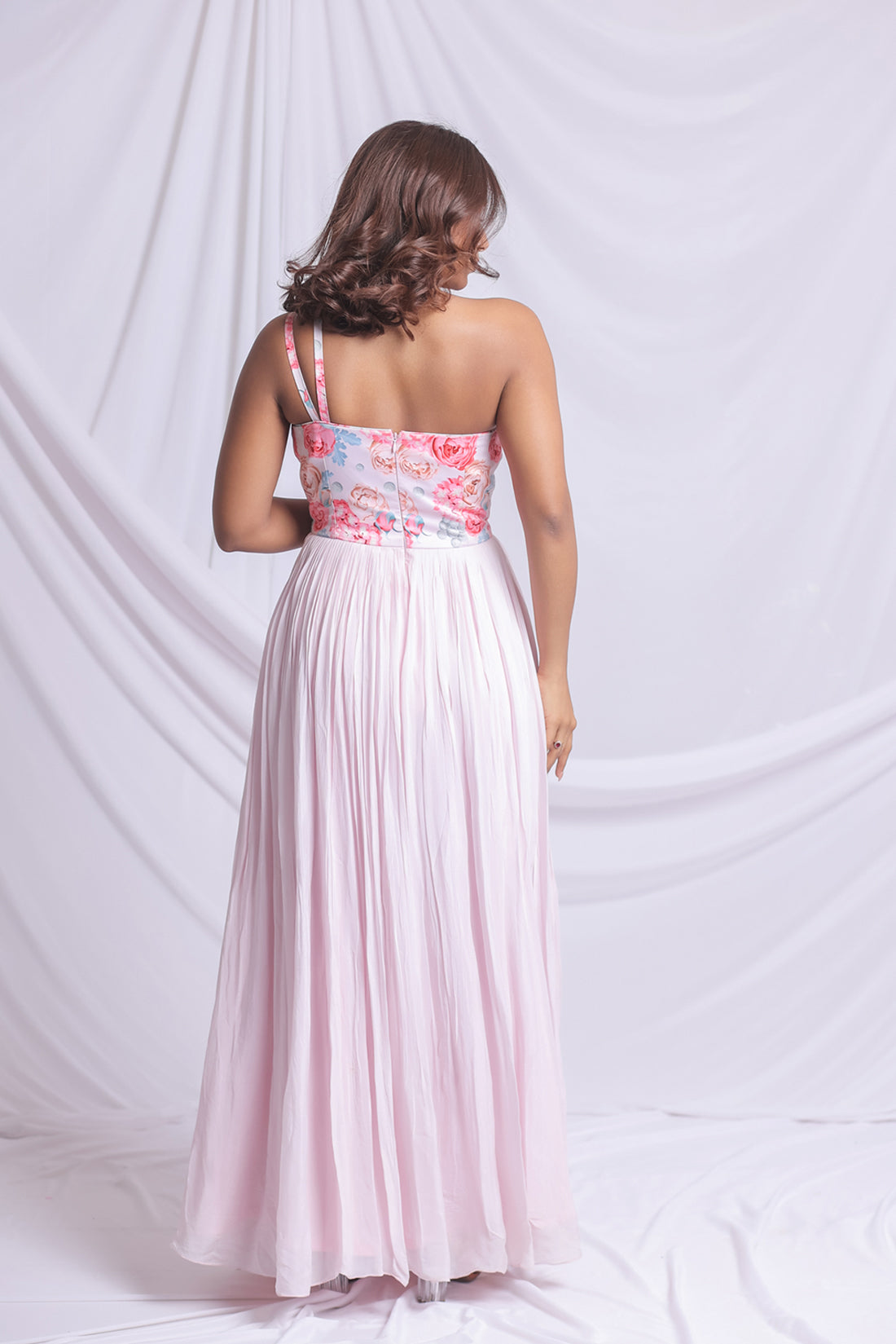 LIGHT LAYLAC HAND PLEATED GOWN