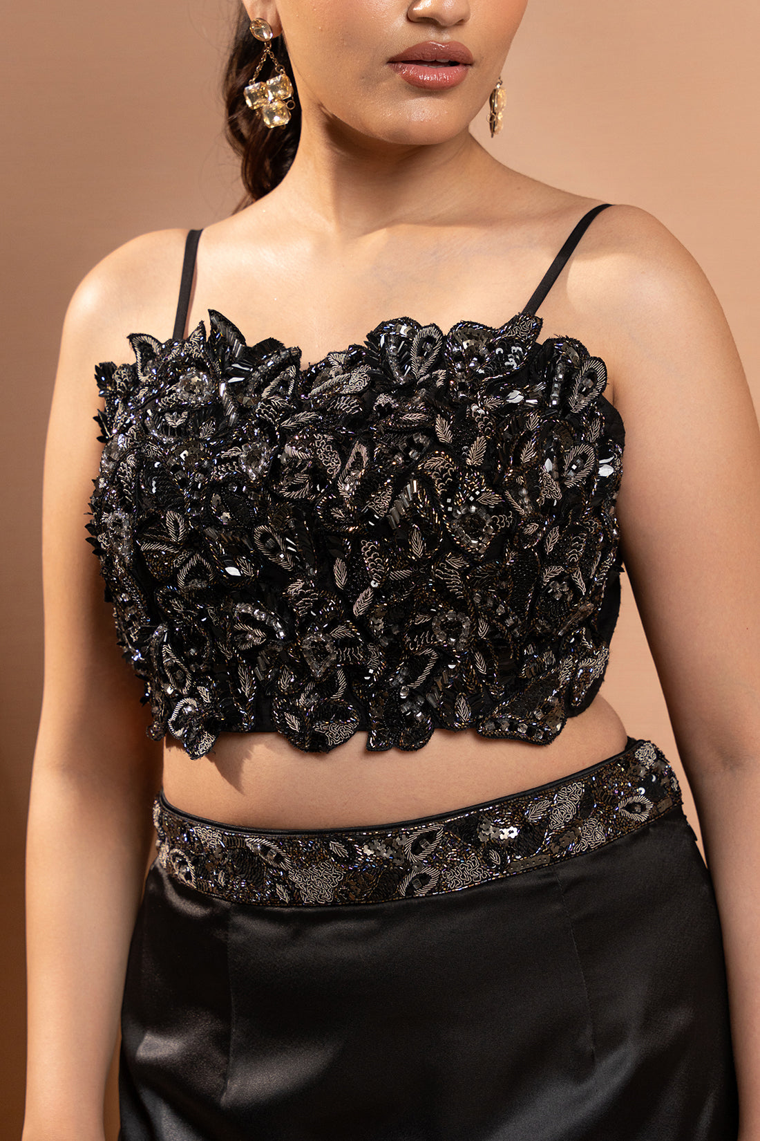 BLACK HAND EMBROIDERED FISHCUT SKIRT SET